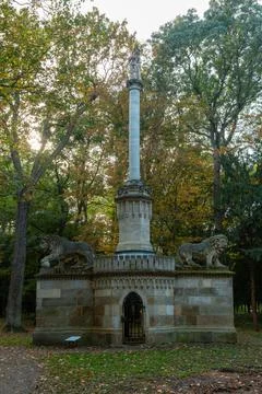 Laxenburg park elements and plants, landscape and architecture at the autumn Stock Photos
