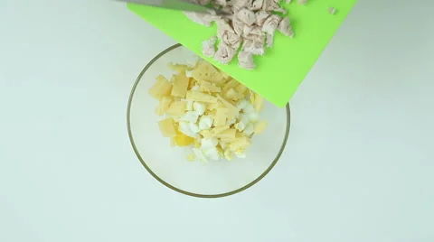 Lay the fillets in the dish 動画素材 60449775