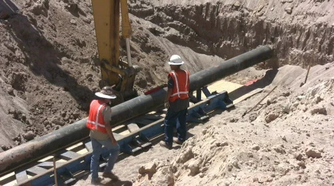 Laying a Pipeline Video stock 112823