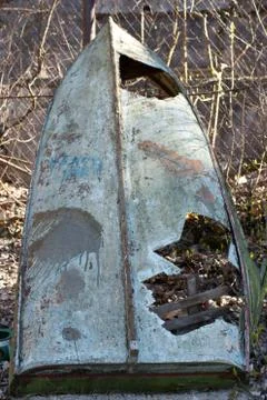 Ld boat with a broken back Foto stock