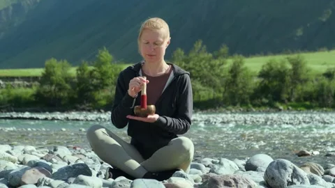 Lead yoga class outdoors. Stock Footage 291254463