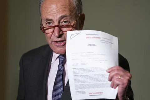 Leader Schumer speaks on Trump transcript from US Capitol, Washington, USA - 25  스톡 사진
