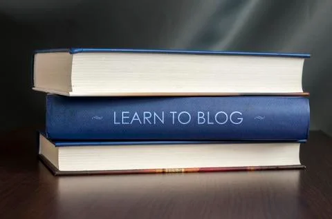 Learn to blog. book concept. Illustrazione stock