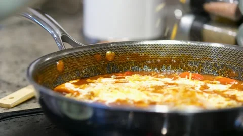 Learn how to make delicious Filipino spaghetti sauce with fresh ingredients.. Stock Footage 320953315