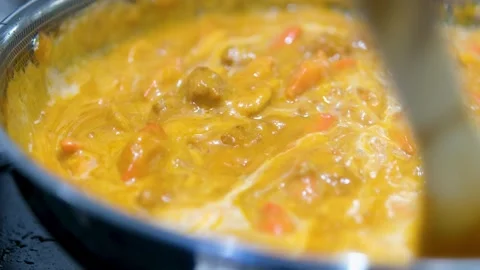 Learn how to make delicious Filipino spaghetti sauce with fresh ingredients.. Stock Footage 320953320