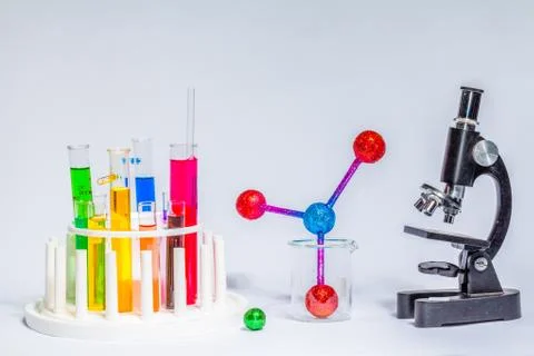 Learning about science in the lab Fotos de archivo