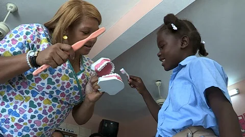 Learning to Brush Stock Footage 33825354