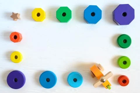 Learning developmental kids toys.  Shape sorter, geometric stacker, organic w Foto stock