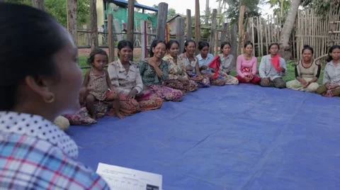 Learning in a Group Stockbeeldmateriaal 40075058