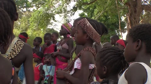 Learning for the young Diola of the senegal initiation rite Video stock 52249596