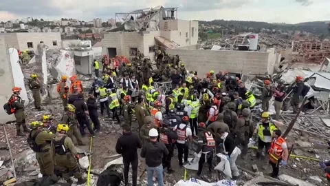 At least nine dead in Beit Shemesh after Iranian attack, Jerusalén, IL - 01 Mar  Video stock 329944989