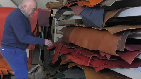 Leather goods master craftsman at work Stock Footage 61150910