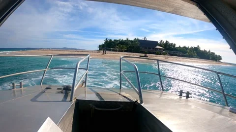 Leaving Desert Island Видео 153250021