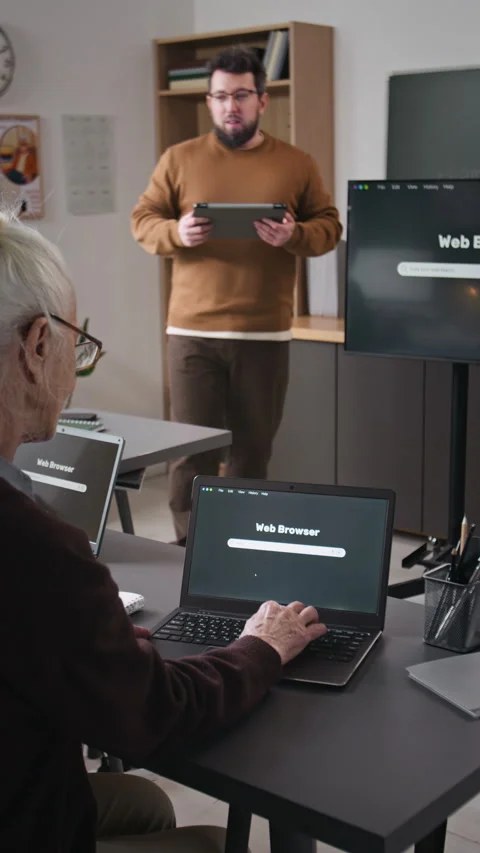 Lecture on Computer Literacy for Senior People Vertical Stock Footage 333709507