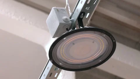 Led ceiling light and metal structure indoor. Video stock 279210961