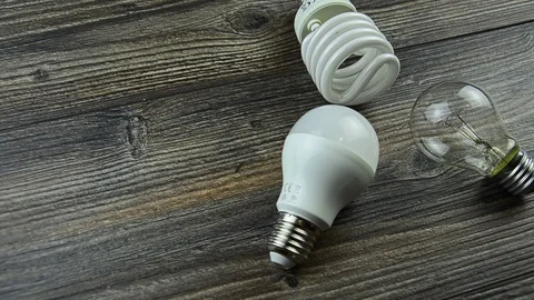 LED light bulbs, incandescent bulb, energy saving light bulb. Vídeo Stock 87951935
