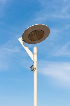 LED lighting pole new technoly of lighting system with blue sky Foto stock