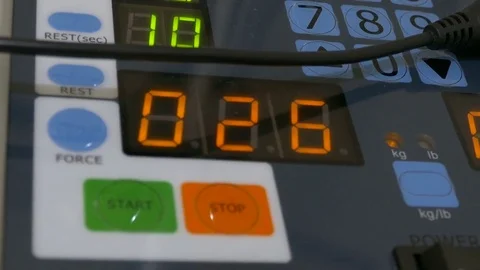 LED screens and knobs physio traction machine 스톡 동영상 85133357