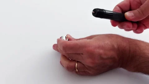 LED Upgrade: Replacing the Flashlights Core Element Video stock 308705119