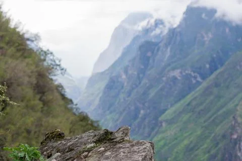Ledge in front of the slope, hike (2 day tour) to Tiger Leaping Gorge of the Stock Photos