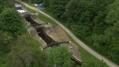 Leeds Canals and Locks Stock Footage 101554650