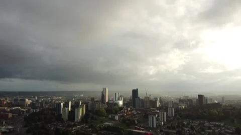 Leeds, UK - after rain - Drone View 库存影片 252131152
