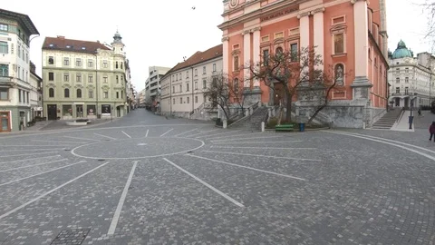Left pan empty Preseren main square on workday. Covid-19 lockdown 2020 Video stock 127519766