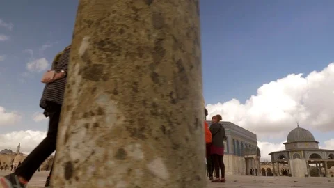Left to Right Movement of Tourists at the Dome of the Rock Stock Footage 82676504