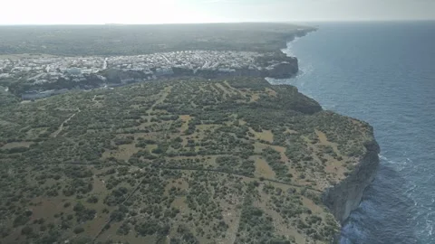 Left-to-Right Orbital Drone Shot Over Menorca Coastline Vídeo Stock 344183473