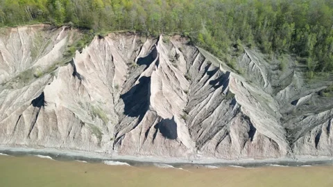 Left side fly Video stock 308979962