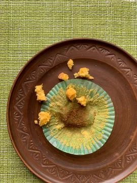 Leftovers on a clay plate Foto stock