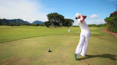 Lefty golfer hit a long drive in hawaii Stock-Footage 48269516
