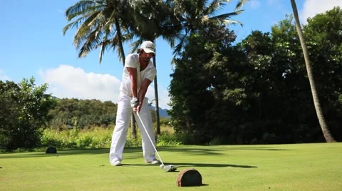 Lefty golfer hit long drive shot in hawaii Stock-Footage 48270111