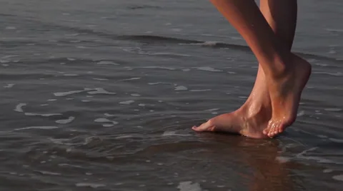 Leg in water. Beach Stock Footage 26368034