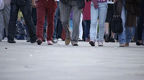 Legs, crowd Stock Footage 7729095
