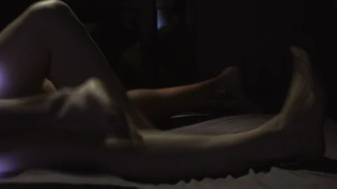 Legs &amp; faint Vídeo Stock 104721613