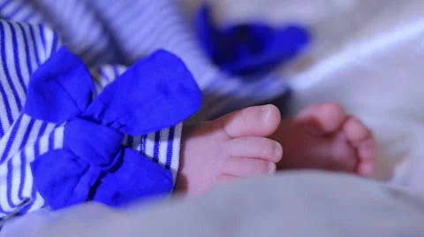 Legs of a young child Stock-Footage 57357953