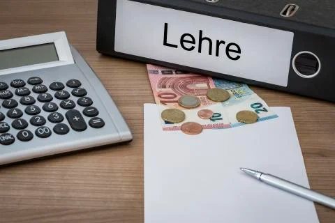 Lehre written on a binder Stock Photos