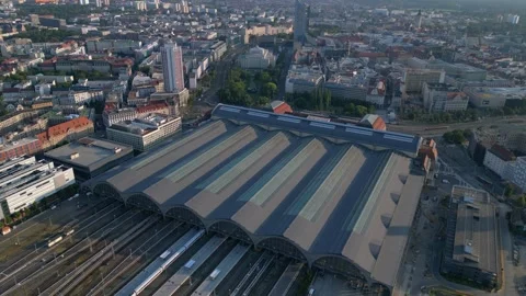 Leipzig central station with train arriving showing beautiful steel Video stock 284296526