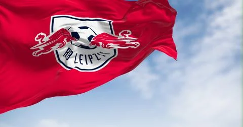 Leipzig, DE, Nov. 2 2023: RB Leipzig flag waving on a clear day. German pro.. Ilustración de archivo