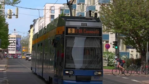 Leipzig, Germany, May 2, 2026: Urban tram moves along city street 库存影片 336553533