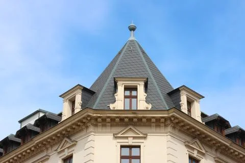 Leipzig, Germany, May 3, 2026: Architectural detail of a historic building's Stockfoto's