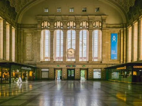 Leipzig train station main hall with clock and windows – 11 May 2025 Stock Photos