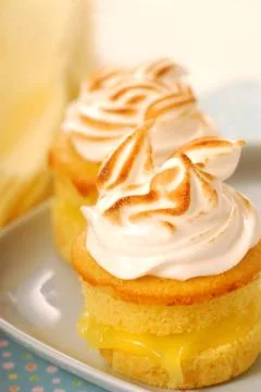 Lemon curd cupcakes Stock Photos