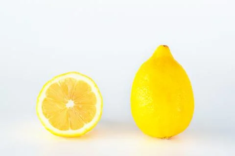 Lemon fruit slice isolated on white background. Foto stock