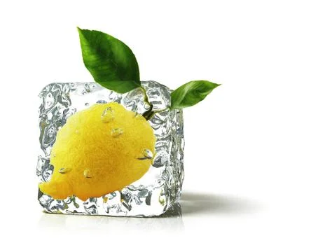 Lemon in the ice cube Stock-Fotos