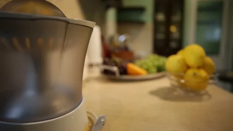 Lemon In The Kitchen 動画素材 94347586