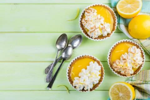 Lemon meringue mini pies Stock Photos