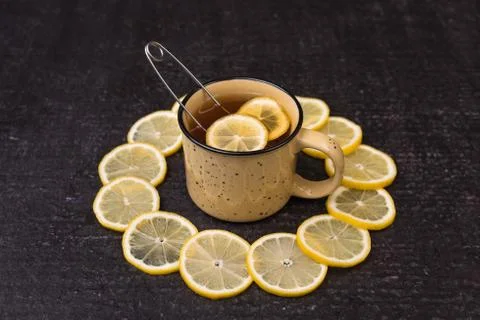 Lemon tea on a black background Stock-Fotos