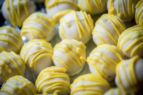 Lemon Vanilla Cake Balls Stock Photos